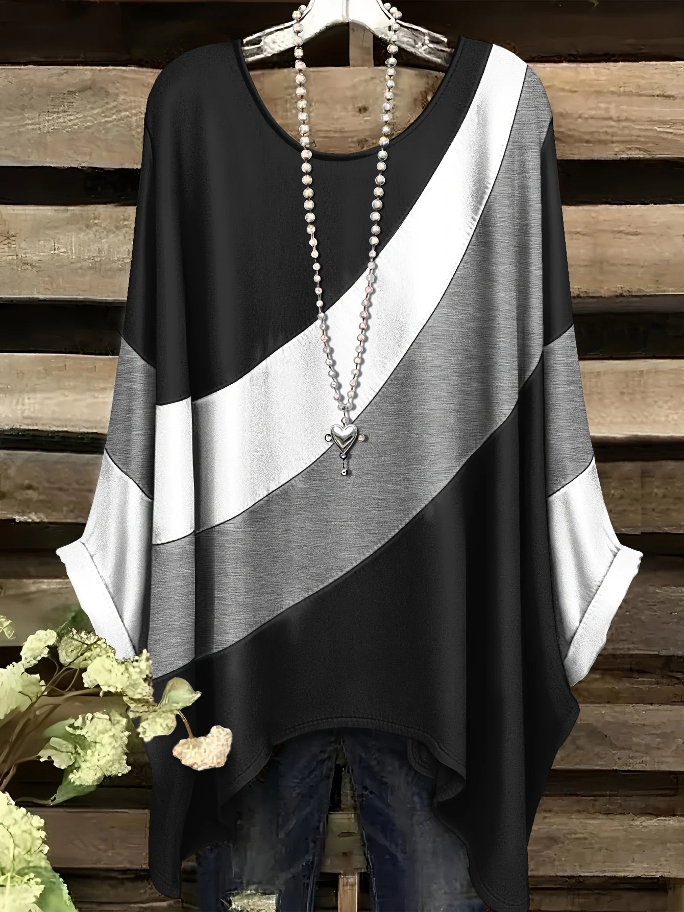 Top with a Rainbow Striped Pattern Tunic T shirt Women T-Shirt Versatile Casual Loose-Fitting Bohemian Clothing Woman Top