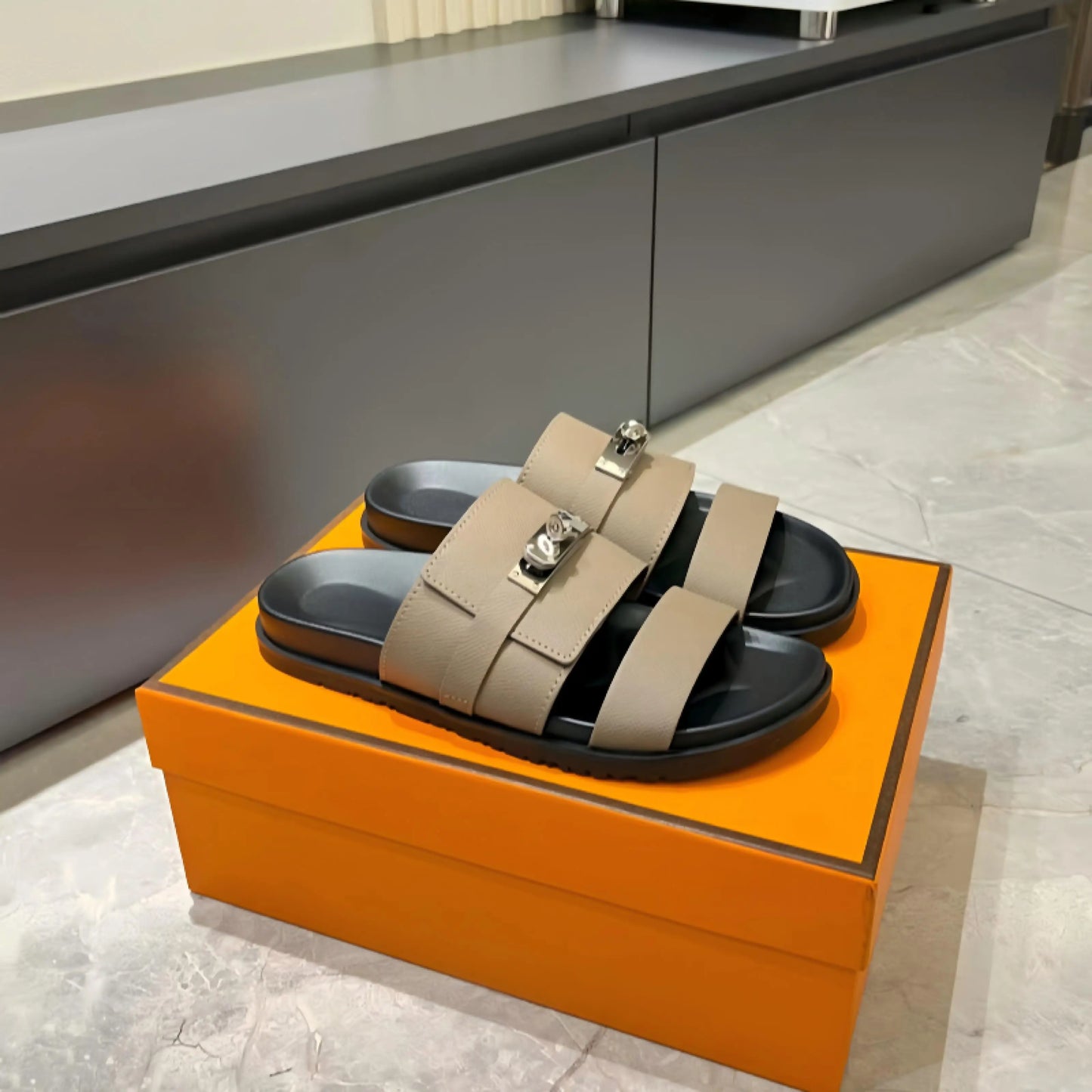 Unisex Double Strap Summer Slide Sandals Metal Buckle Non-slip Leather Indoor Outdoor Slippers