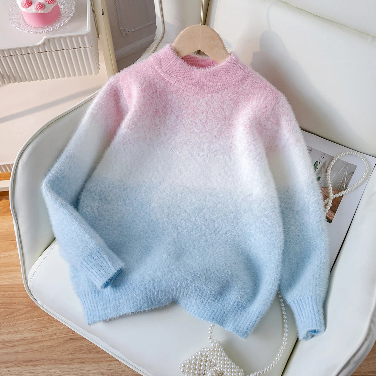 Cute gradient sweater pullover for girls and girls, suitable for casual vacation in spring, autumn, and winter