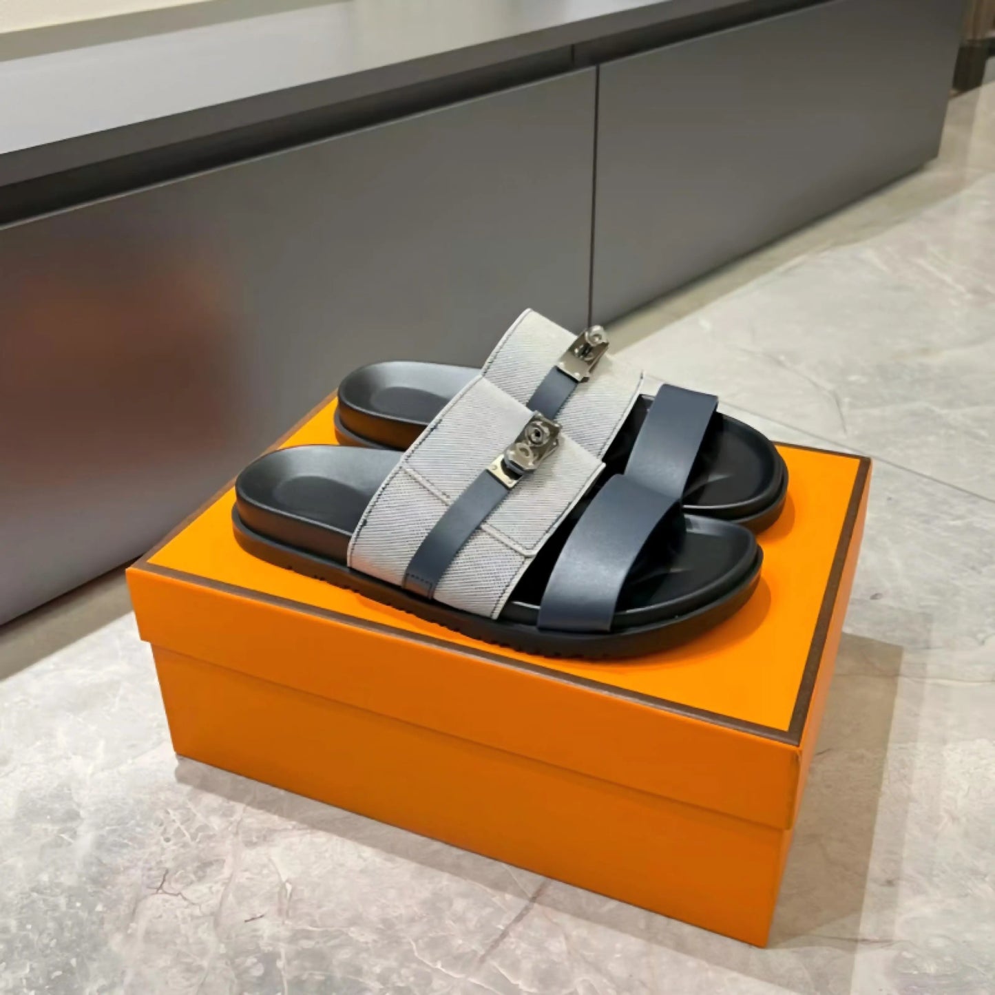 Unisex Double Strap Summer Slide Sandals Metal Buckle Non-slip Leather Indoor Outdoor Slippers