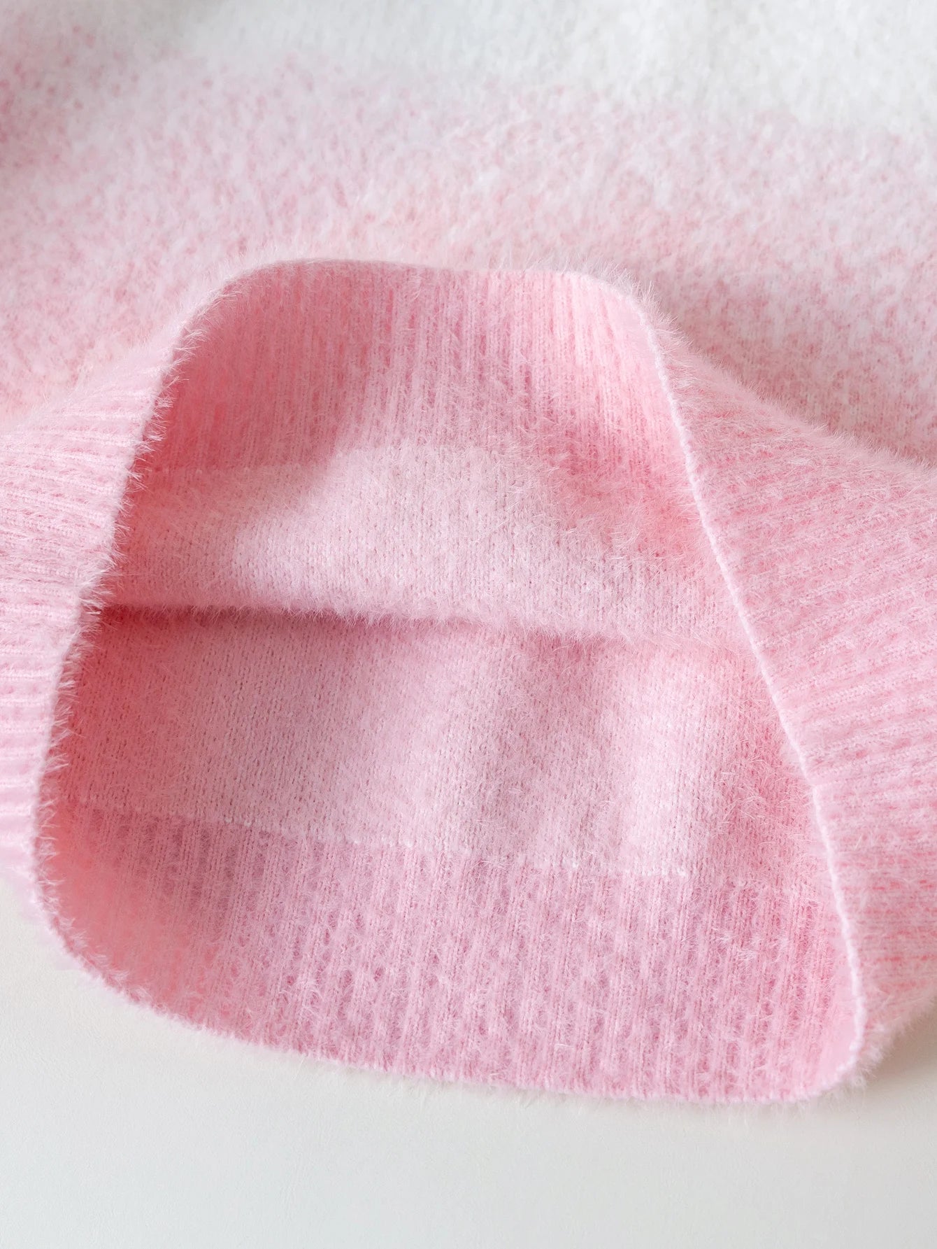 Cute gradient sweater pullover for girls and girls, suitable for casual vacation in spring, autumn, and winter